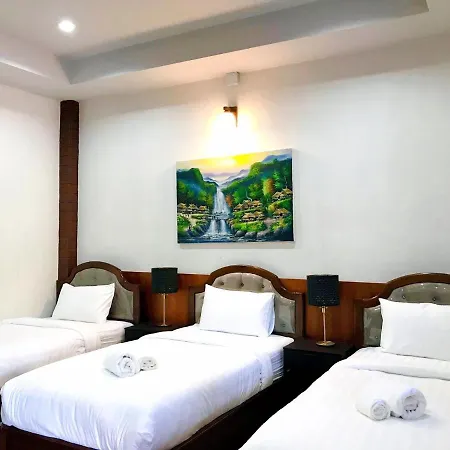 Punyin Hotel Inthanon -ปั้นหยิ่น โฮเทล Chom Thong Bagian luar foto