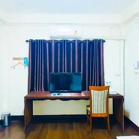 Punyin Hotel Inthanon -ปั้นหยิ่น โฮเทล Chom Thong Bagian luar foto